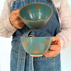 Turquoise Polka Dot Tea Bowl